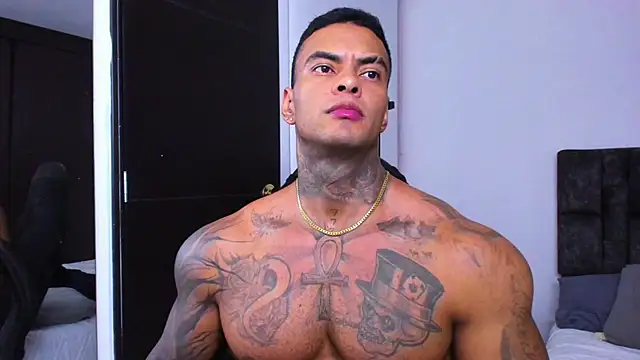 Snapshot of binmontana_ chatting on 09/27/25, 10:59 binmontana online show from 09/27/25, 10:59