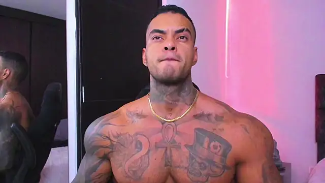 Snapshot of binmontana_ chatting on 10/07/25, 09:12 binmontana online show from 10/07/25, 09:12