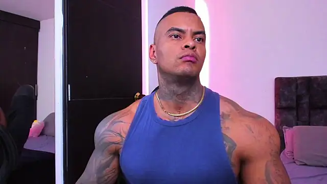 Snapshot of binmontana_ chatting on 12/18/25, 07:20 binmontana online show from 12/18/25, 07:20