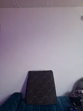 Snapshot of -BlueOpal- chatting on 04/13/26, 07:19 -BlueOpal- online show from 04/13/26, 07:19