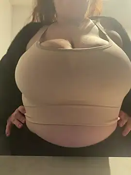 wonderlustt online show from 06/19/26, 08:45