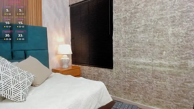 Snapshot of Bunny_boobs__ chatting on 03/17/26, 01:43 Bunny boobs online show from 03/17/26, 01:43