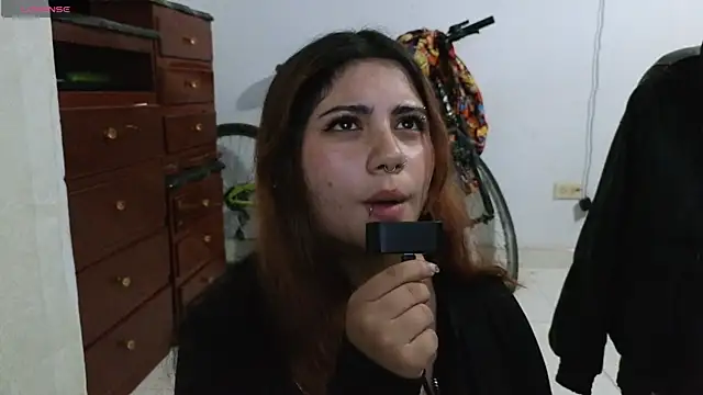 Snapshot of Quimexis chatting on 04/11/26, 05:23 Quimexis online show from 04/11/26, 05:23