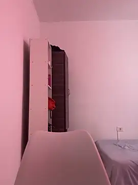 Snapshot of KarenG2025 chatting on 10/19/25, 02:18 KarenG2025 online show from 10/19/25, 02:18