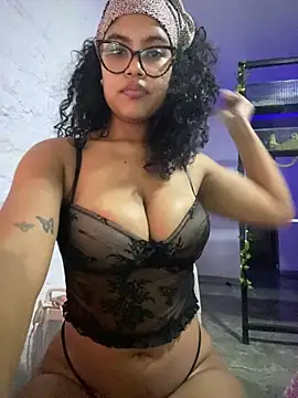 miiabrown18 online show from 05/08/26, 01:44