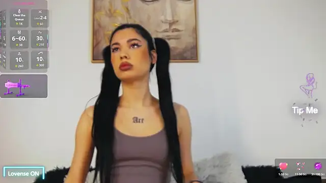 Snapshot of luluubloomm chatting on 04/09/26, 08:09 luluubloomm online show from 04/09/26, 08:09