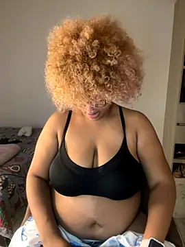 niki wild18 online show from 10/05/25, 04:33