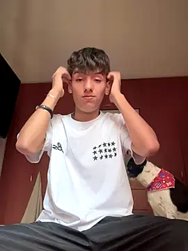 Snapshot of _Kinky69_ chatting on 10/07/25, 07:44 Kinky69 online show from 10/07/25, 07:44