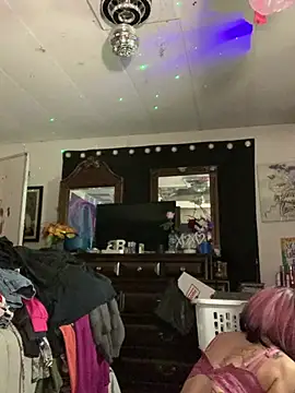 Snapshot of blondebarbiebae chatting on 03/19/26, 06:17 blondebarbiebae online show from 03/19/26, 06:17