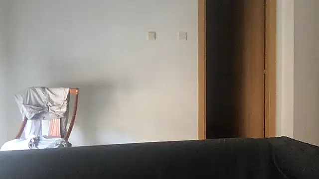 Snapshot of paula19800 chatting on 11/06/25, 09:32 paula19800 online show from 11/06/25, 09:32