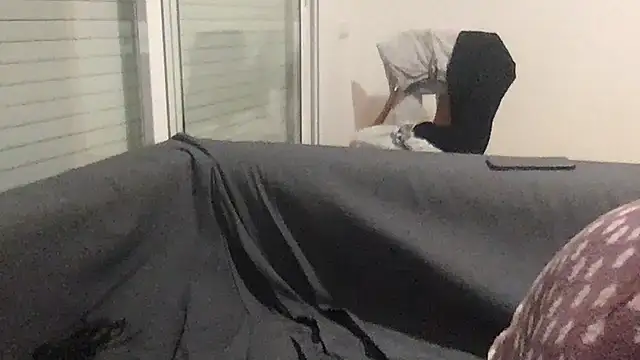 Snapshot of paula19800 chatting on 11/06/25, 09:37 paula19800 online show from 11/06/25, 09:37