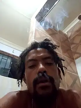 Snapshot of Goofygoody17 chatting on 01/05/26, 06:44 Goofygoody17 online show from 01/05/26, 06:44