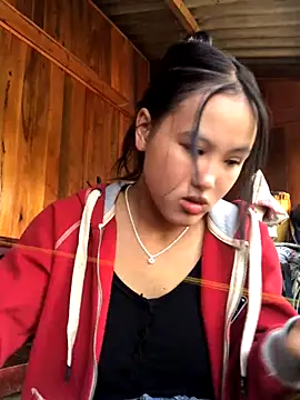 Mai lovely online show from 10/30/25, 02:24