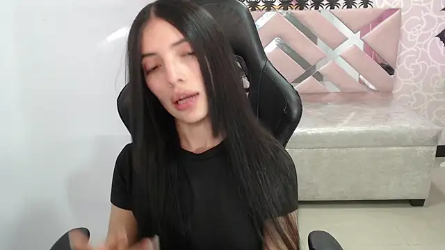 cynthia ch online show from 10/29/25, 03:20