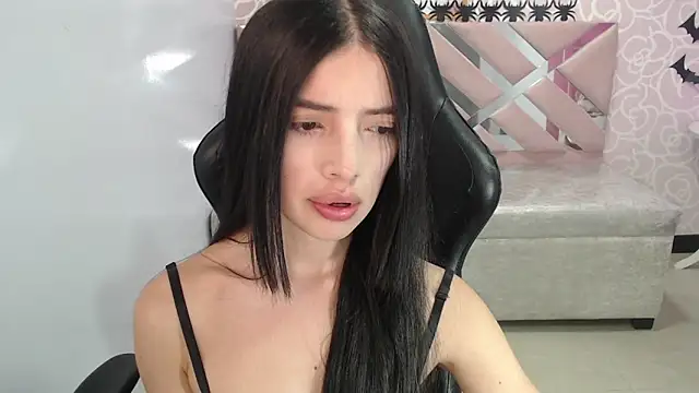 cynthia ch online show from 11/02/25, 03:42