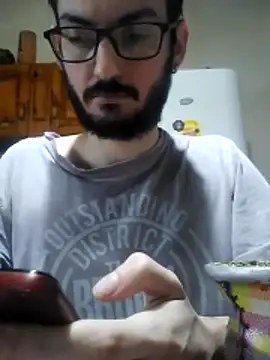 Snapshot of Fefede97_ chatting on 11/06/25, 06:25 Fefede97 online show from 11/06/25, 06:25