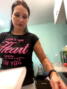 Snapshot of mood_berry chatting on 09/25/25, 08:07 mood berry online show from 09/25/25, 08:07