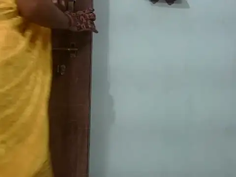 Snapshot of Lusty_Shreya_ chatting on 11/13/25, 04:55 Lusty Shreya online show from 11/13/25, 04:55