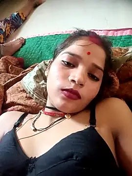 Snapshot of Mahek_love143 chatting on 05/31/26, 10:55 Mahek love143 online show from 05/31/26, 10:55