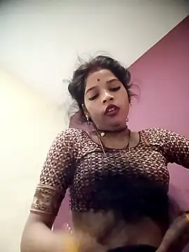Snapshot of Mahek_love143 chatting on 06/01/26, 11:17 Mahek love143 online show from 06/01/26, 11:17