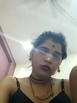 Snapshot of Mahek_love143 chatting on 06/24/26, 10:31 Mahek love143 online show from 06/24/26, 10:31