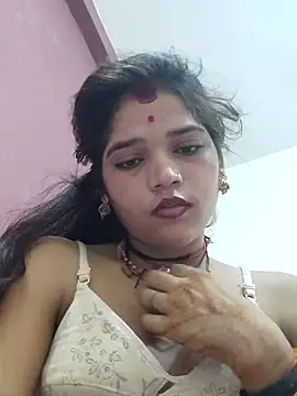 Snapshot of Mahek_love143 chatting on 06/25/26, 11:42 Mahek love143 online show from 06/25/26, 11:42