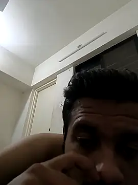 Snapshot of SilentTerr chatting on 03/05/26, 07:21 SilentTerr online show from 03/05/26, 07:21