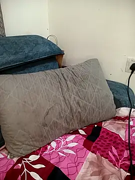 Snapshot of Marathi_Ashu1 chatting on 04/05/26, 04:42 Marathi Ashu1 online show from 04/05/26, 04:42