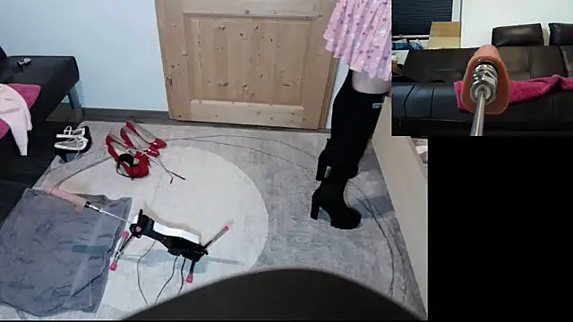 Snapshot of SexyCindyCD chatting on 10/13/25, 06:19 SexyCindyCD online show from 10/13/25, 06:19