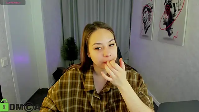 Snapshot of Al1ice_Moures chatting on 11/03/25, 01:08 Al1ice Moures online show from 11/03/25, 01:08