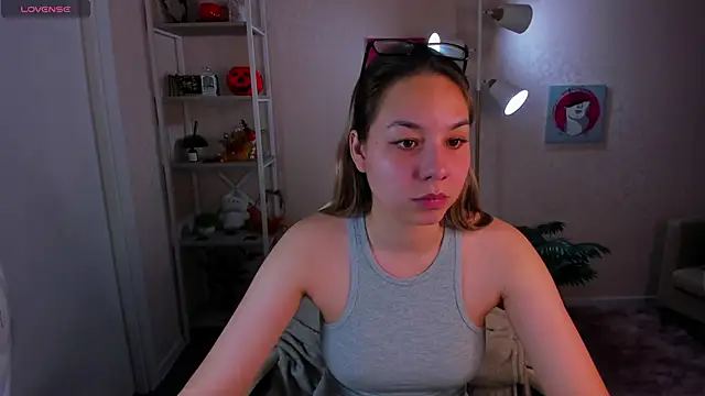 Snapshot of Al1ice_Moures chatting on 12/03/25, 01:13 Al1ice Moures online show from 12/03/25, 01:13