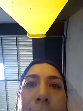 Snapshot of Coraline__dk2 chatting on 03/12/26, 11:27 Coraline dk2 online show from 03/12/26, 11:27