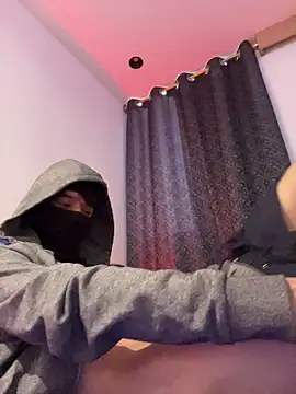 Snapshot of Skinny_batman chatting on 03/20/26, 11:09 Skinny batman online show from 03/20/26, 11:09