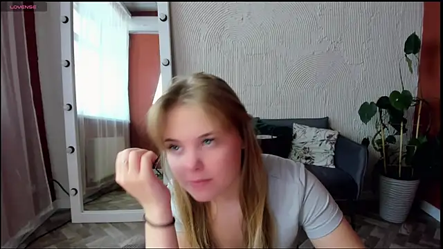 Melissa 199 online show from 10/06/25, 10:34