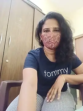 Snapshot of tamil_Boomika chatting on 06/30/26, 02:34 tamil Boomika online show from 06/30/26, 02:34