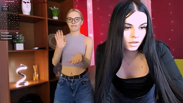 nicole muah online show from 11/30/25, 02:32