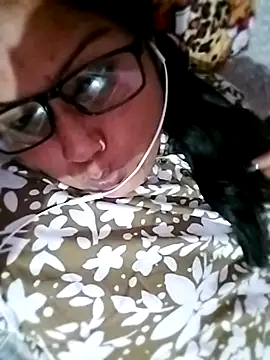 Snapshot of Punjabi_Jatni chatting on 10/19/25, 01:56 Punjabi Jatni online show from 10/19/25, 01:56