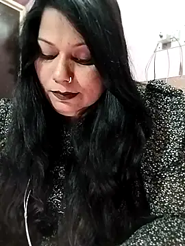 Snapshot of Punjabi_Jatni chatting on 10/28/25, 06:10 Punjabi Jatni online show from 10/28/25, 06:10