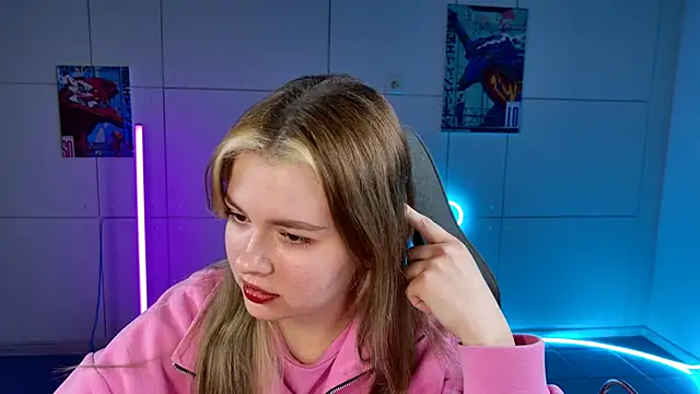 HaleySun online show from 09/30/25, 09:03