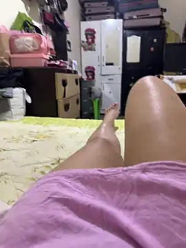 Snapshot of Laila-sexi chatting on 10/09/25, 02:15 Laila-sexi online show from 10/09/25, 02:15