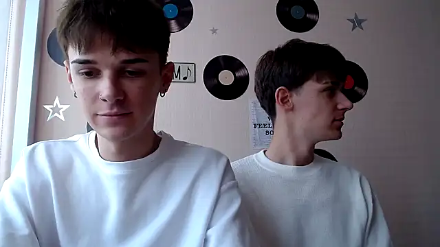 Snapshot of Hoot_Dude_ chatting on 09/30/25, 10:53 Hoot Dude  online show from 09/30/25, 10:53