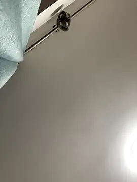 Momo-9988 online show from 10/18/25, 11:44