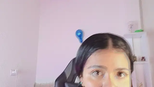 Evelyn brown8 online show from 10/10/25, 06:29