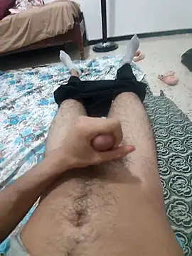 Snapshot of Waqissim chatting on 04/22/26, 03:46 Waqissim online show from 04/22/26, 03:46