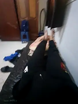 Snapshot of Waqissim chatting on 04/23/26, 01:46 Waqissim online show from 04/23/26, 01:46