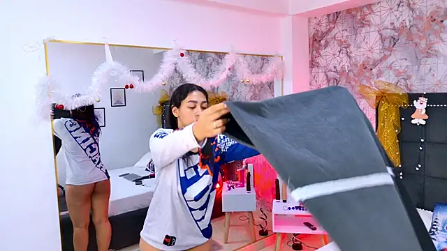 Aliss Star online show from 12/19/25, 12:01