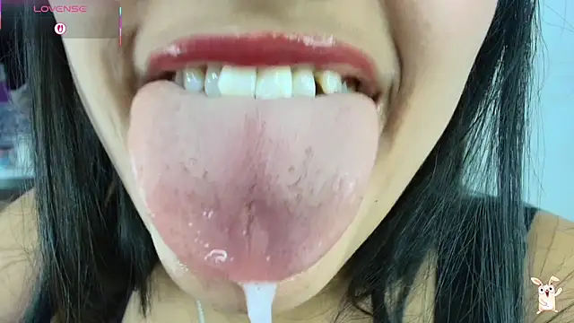 Hinata 21  online show from 03/16/26, 09:08