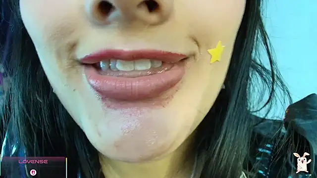 Hinata 21  online show from 04/11/26, 03:16