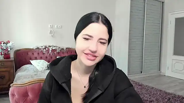 Malibu J online show from 12/18/25, 07:25