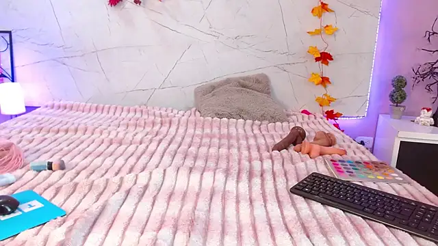 Snapshot of GABRIELLFOSTER chatting on 11/23/25, 02:06 GABRIELLFOSTER online show from 11/23/25, 02:06